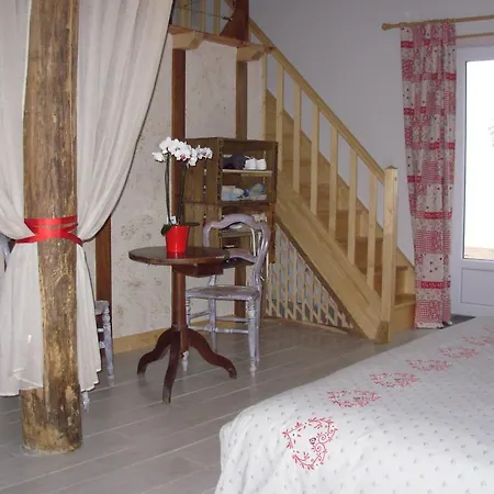 Bed & Breakfast Le Jardin Des Pierres Brunes 3*
